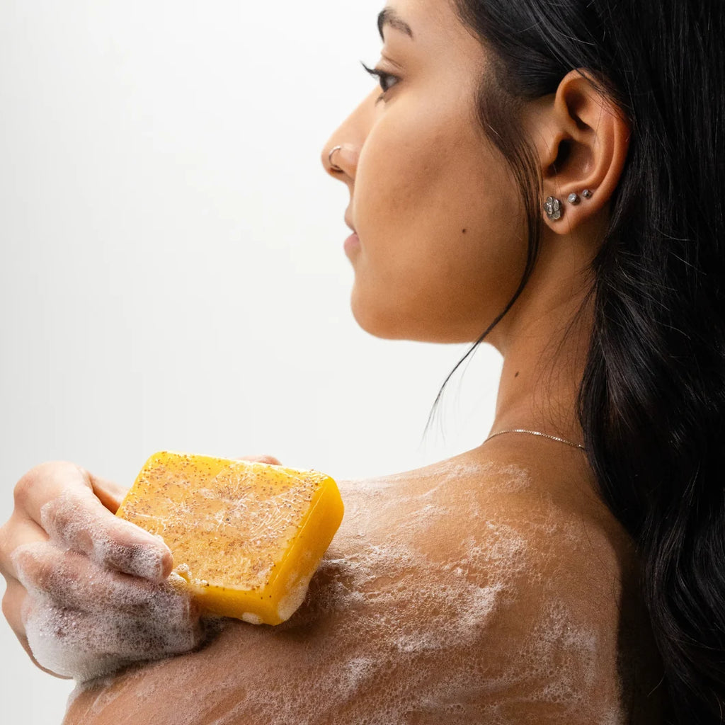 Sapone alla curcuma e all'acido kojico Lèvia
